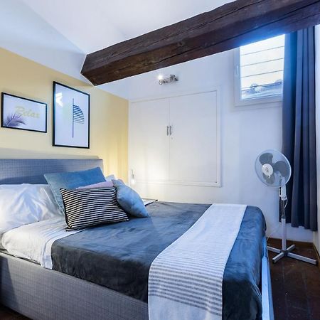 Historic Center Renovated Apartment- Amazing Location-By Likehomeflorence Exterior photo