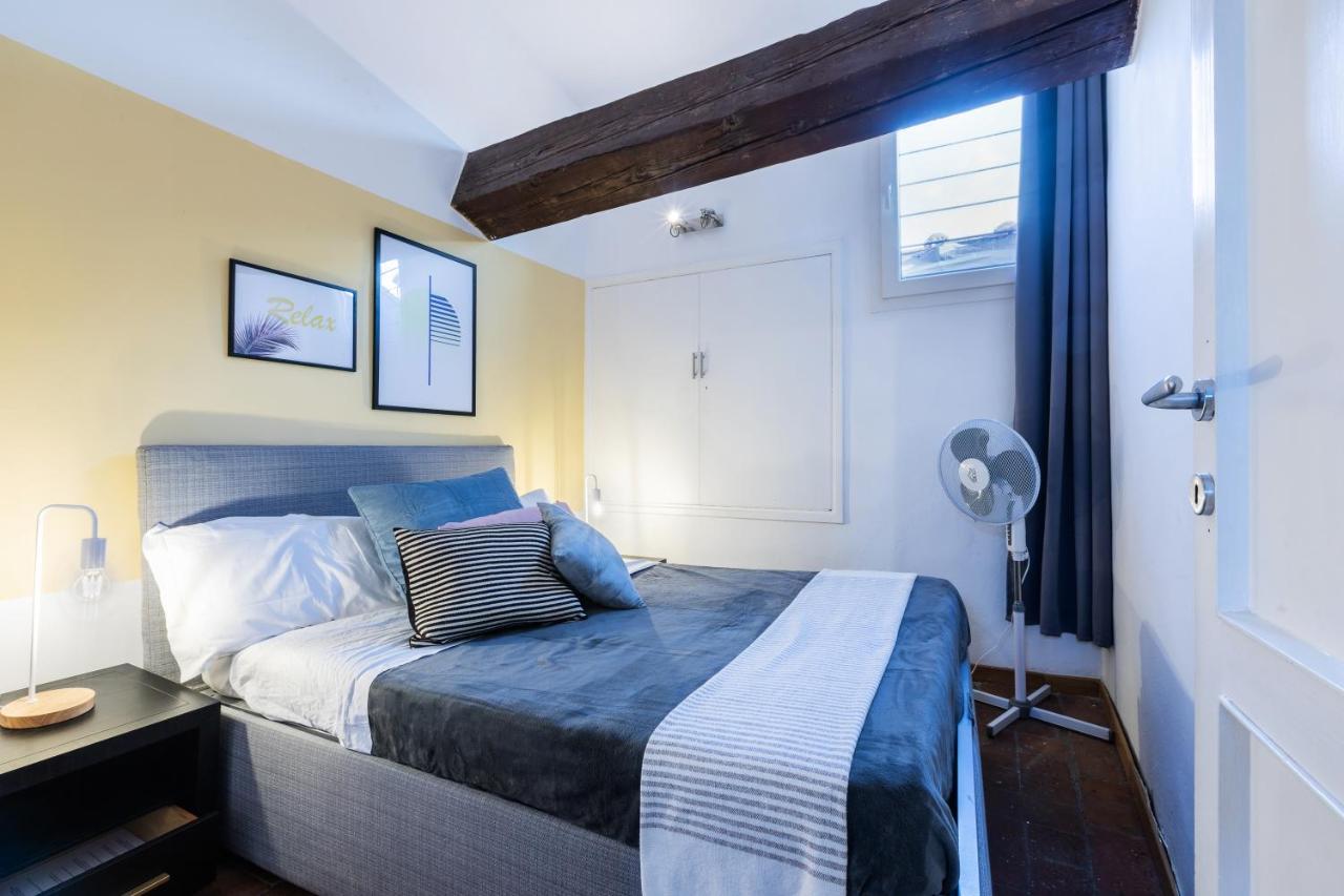 Historic Center Renovated Apartment- Amazing Location-By Likehomeflorence Exterior photo