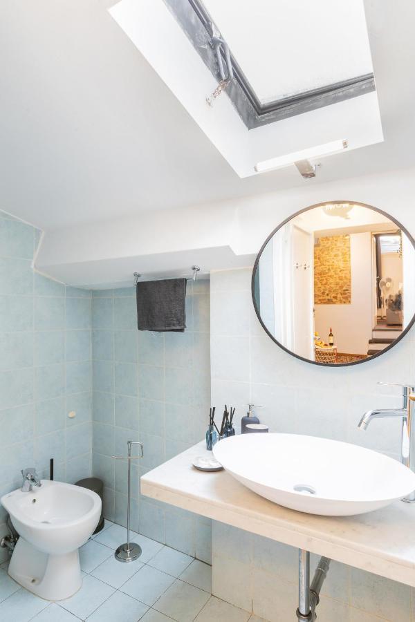 Historic Center Renovated Apartment- Amazing Location-By Likehomeflorence Exterior photo